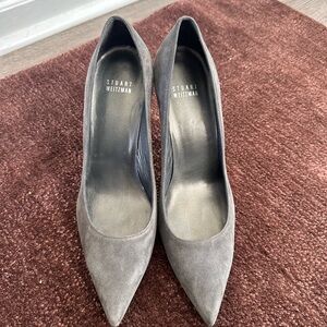 NEW  Stuart Weitzman Charcoal Suede Heels 4”
